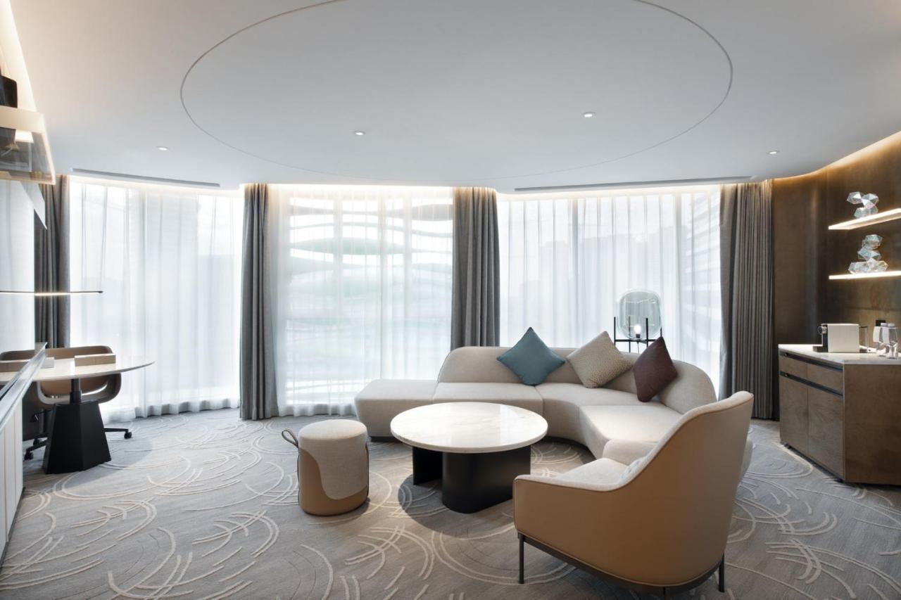 Crowne Plaza Wuhan Optics Valley By Ihg Exterior photo