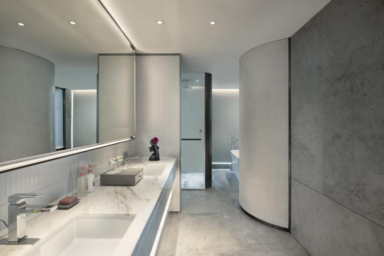 Crowne Plaza Wuhan Optics Valley By Ihg Exterior photo