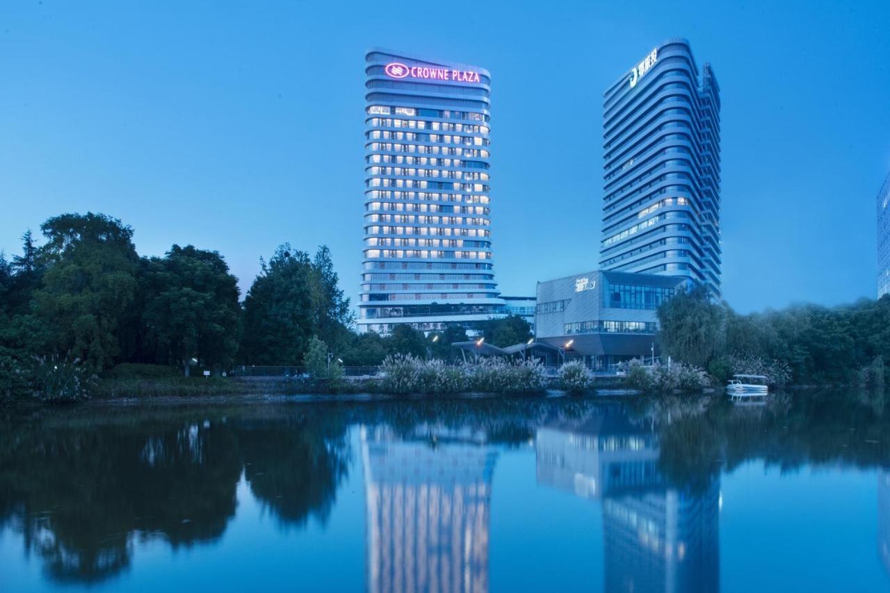 Crowne Plaza Wuhan Optics Valley By Ihg Exterior photo