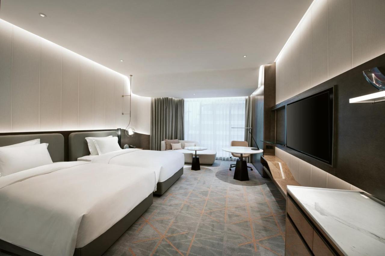 Crowne Plaza Wuhan Optics Valley By Ihg Exterior photo