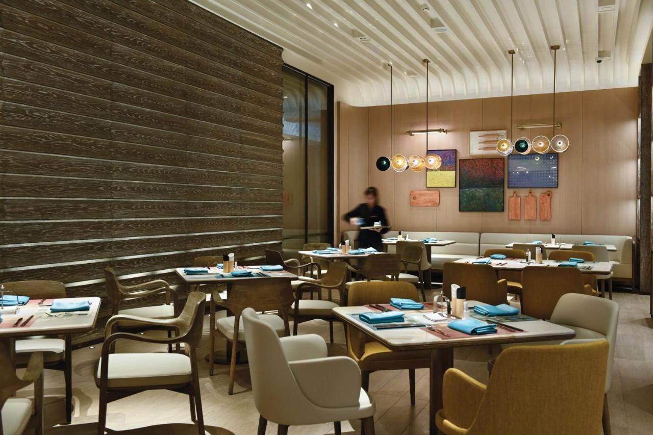 Crowne Plaza Wuhan Optics Valley By Ihg Exterior photo